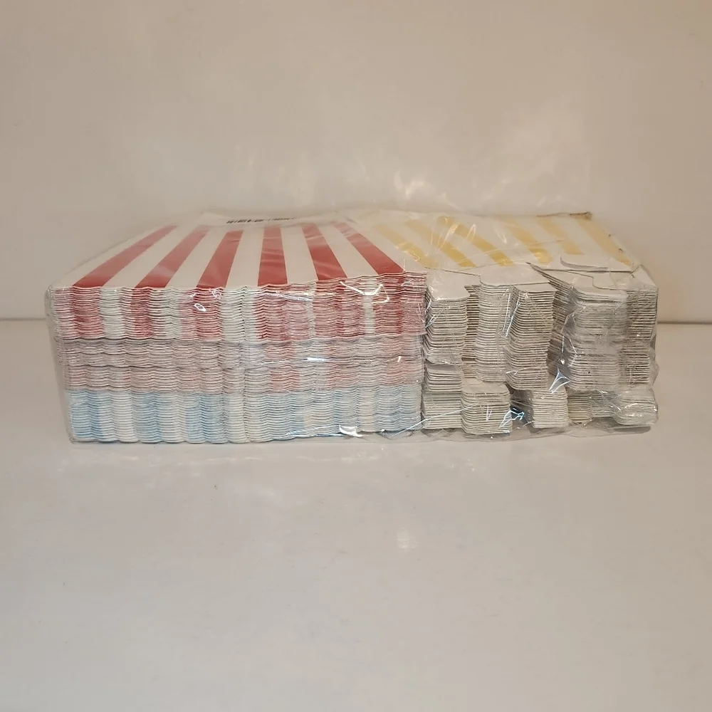Brand New 120 count Foldable Popcorn Buckets